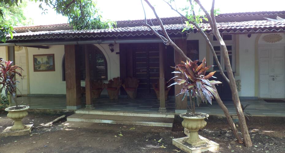 Hotel White Cottage, Mumbai 5